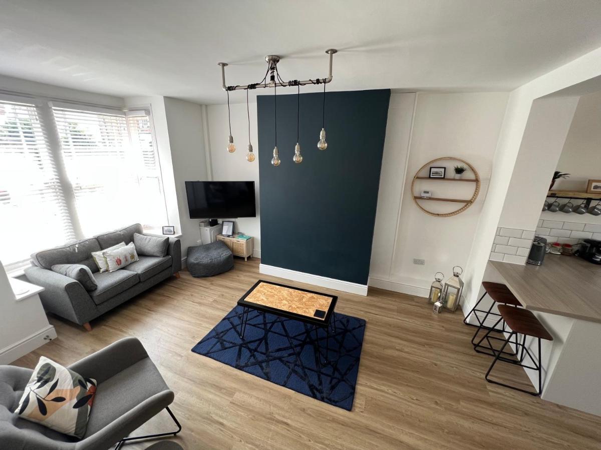 Cleethorpes - New 2 Bedroom House Close To Beach ภายนอก รูปภาพ